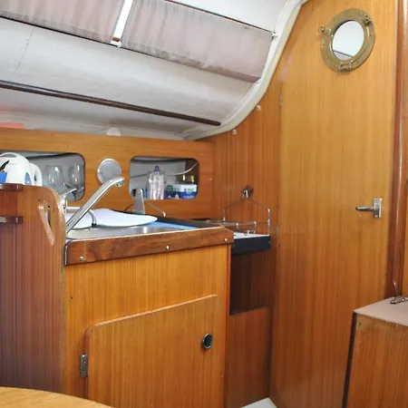 Nuit Sur Un Voilier *