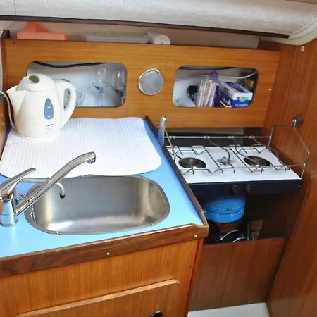 Nuit Sur Un Voilier Love hotel