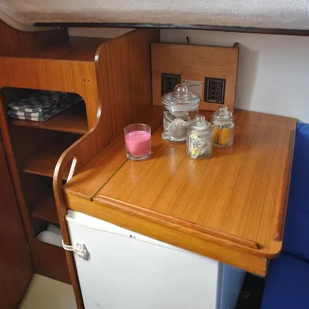 Nuit Sur Un Voilier *